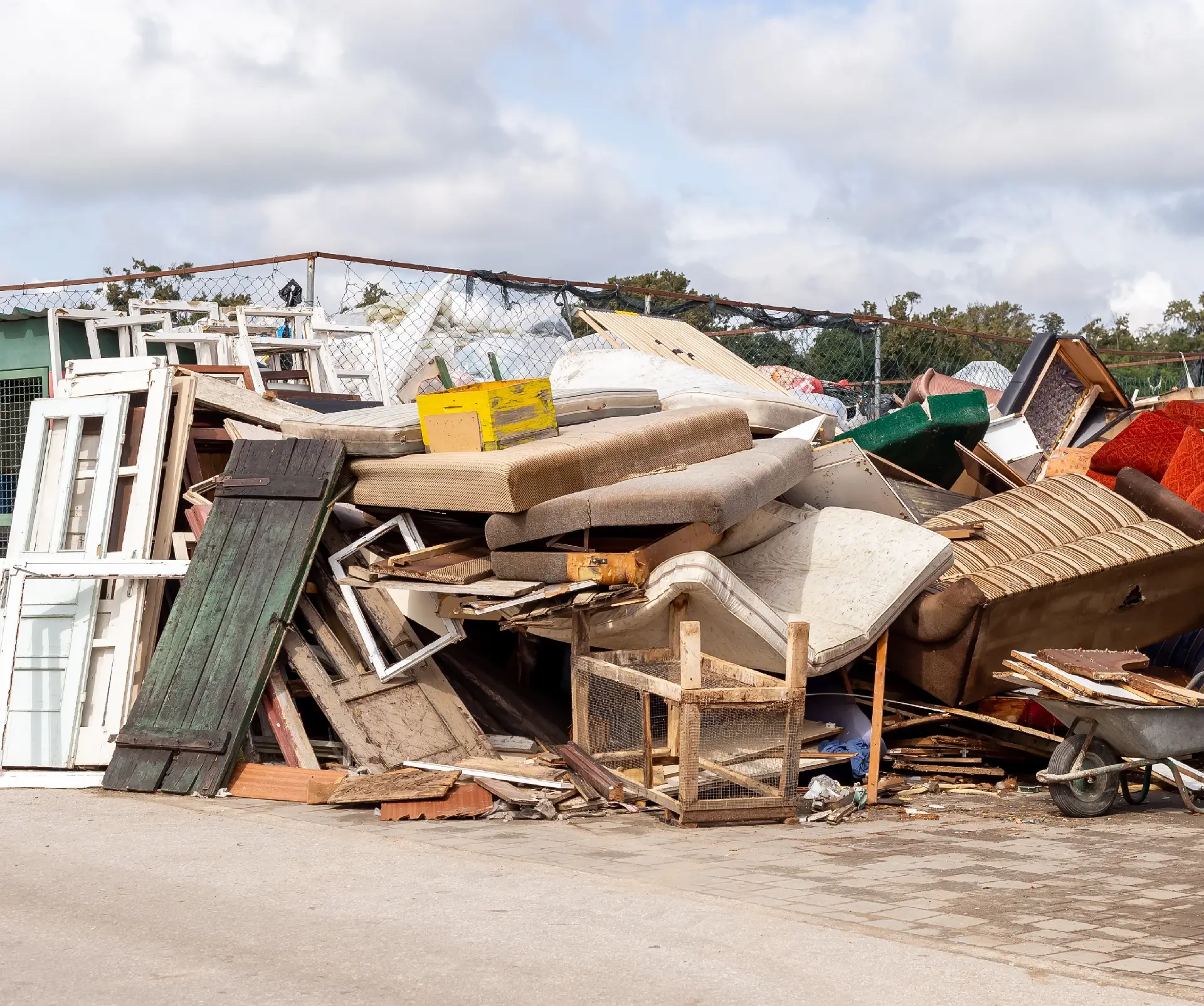 Junk Removal Cost in Upton, MA